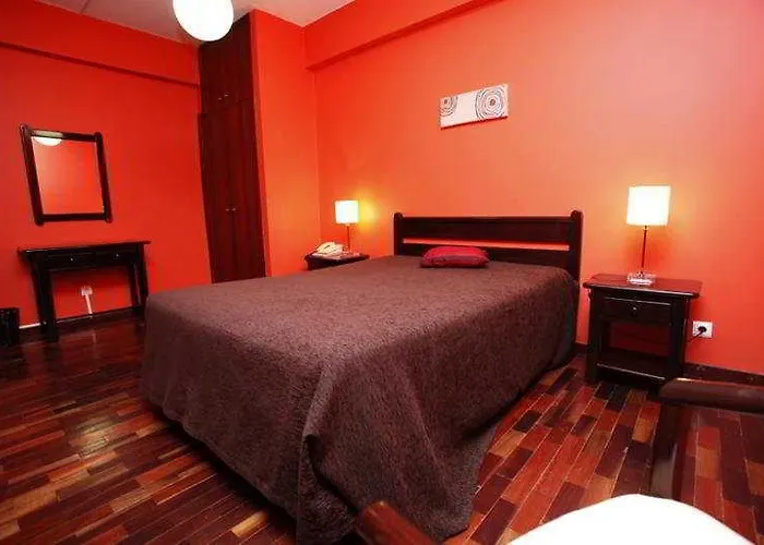 The Flame Tree Madeira (adults Only) بيت ضيافة فونشال