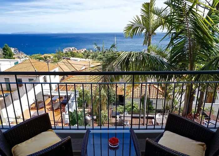 The Flame Tree Madeira (adults Only) 2* فونشال