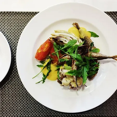 Гостевой дом The Flame Tree Madeira (adults Only) 2*