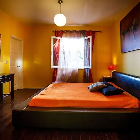 The Flame Tree Madeira (adults Only) Гостевой дом Фуншал