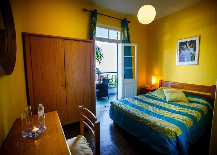 The Flame Tree Madeira (adults Only) 2* 丰沙尔